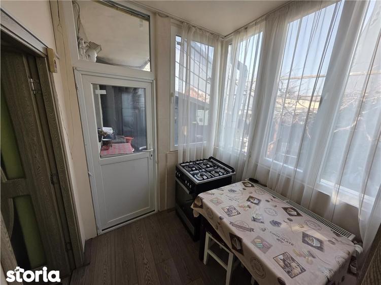 Casă cu 2 camere cu Teren 310 Mp în Central