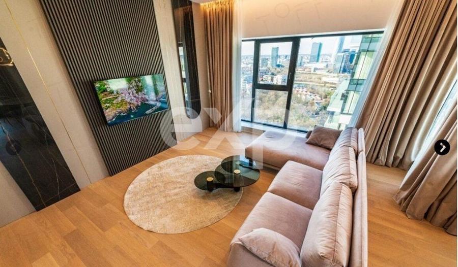 Apartament cu 3 camere decomandat în Barbu Văcărescu
