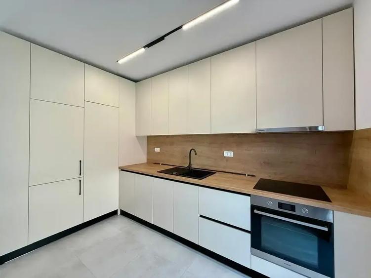 Duplex cu 2 camere cu Canalizare în Exterior Sud