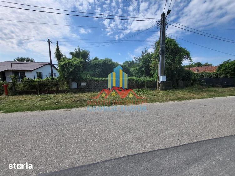 Casă cu 2 camere cu Teren 5082 Mp în Crivina