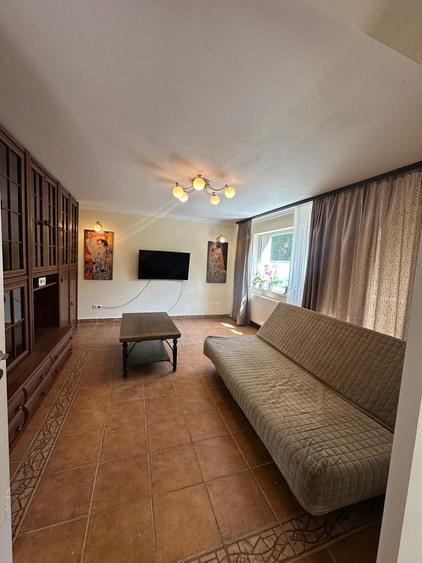 Apartament cu 2 camere decomandat în Otopeni