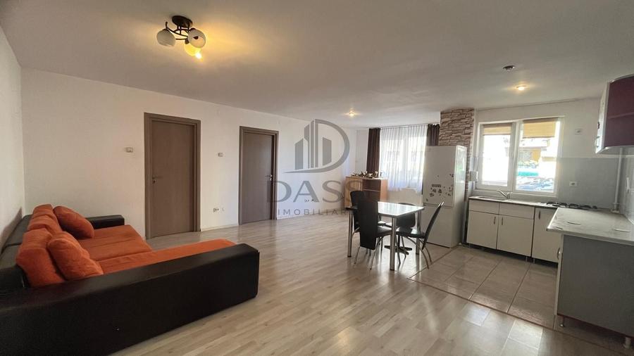 Apartament cu 3 camere decomandat, mobilat în Hipodrom 1