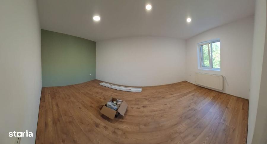 Apartament cu 2 camere decomandat în Exterior Vest