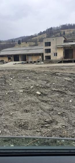 Spațiu comercial, de 100 mp, în Câmpeni