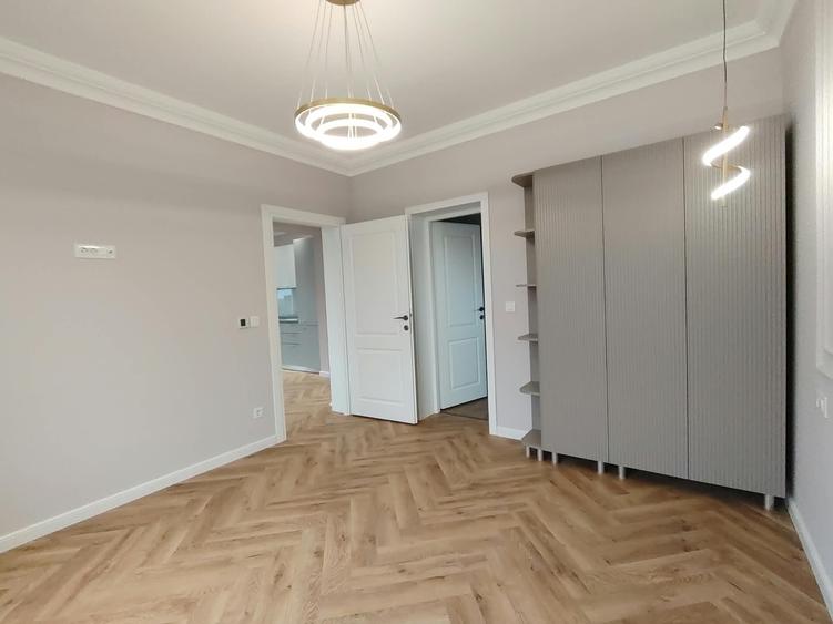 Casă individuală cu 4 camere cu Teren 350 Mp în Miroslava
