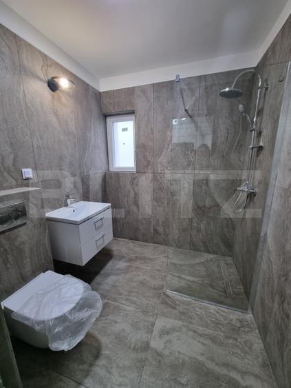 Apartament cu 3 camere semidecomandat în Baciu