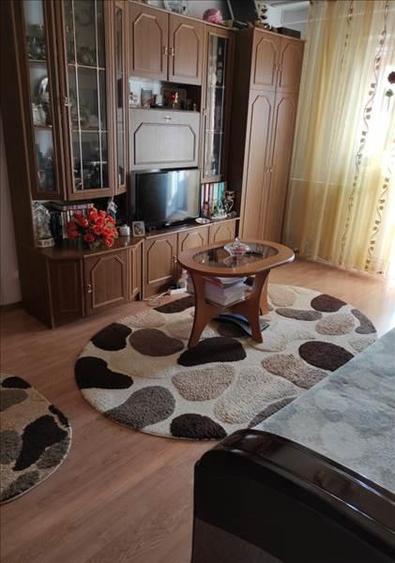 Apartament cu 2 camere semidecomandat, mobilat în Astra
