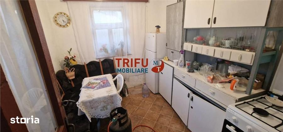 Casă cu 2 camere cu Teren 1100 Mp în Sântimbru