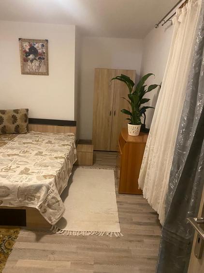 Apartament cu 2 camere semidecomandat în Mărăști