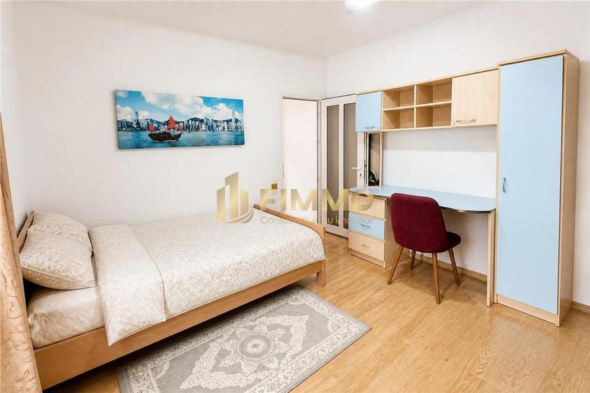 Apartament cu 3 camere decomandat, mobilat în Burdujeni