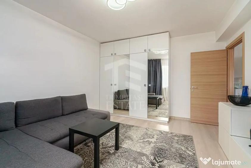 Apartament cu 3 camere decomandat în Titan