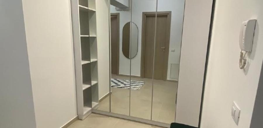 Apartament cu 2 camere decomandat, mobilat în Politehnica