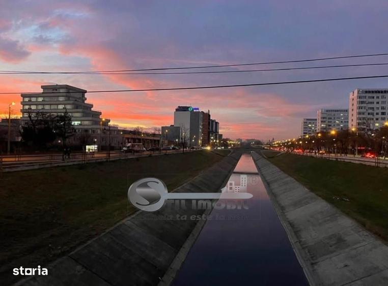 Apartament cu 2 camere semidecomandat în Podu Roș