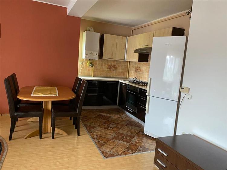 Apartament 2 camere si balcon zona Strand - 4