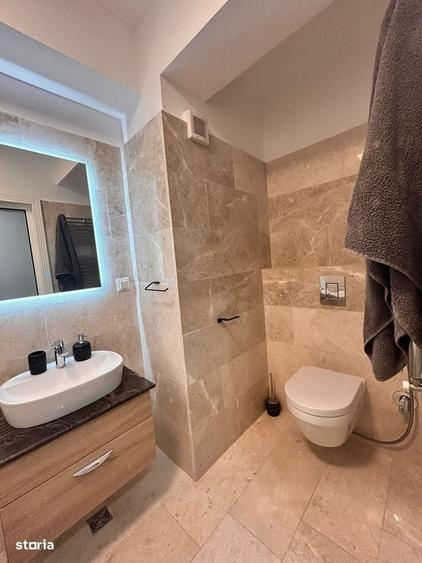 Apartament cu 2 camere decomandat în Breazu