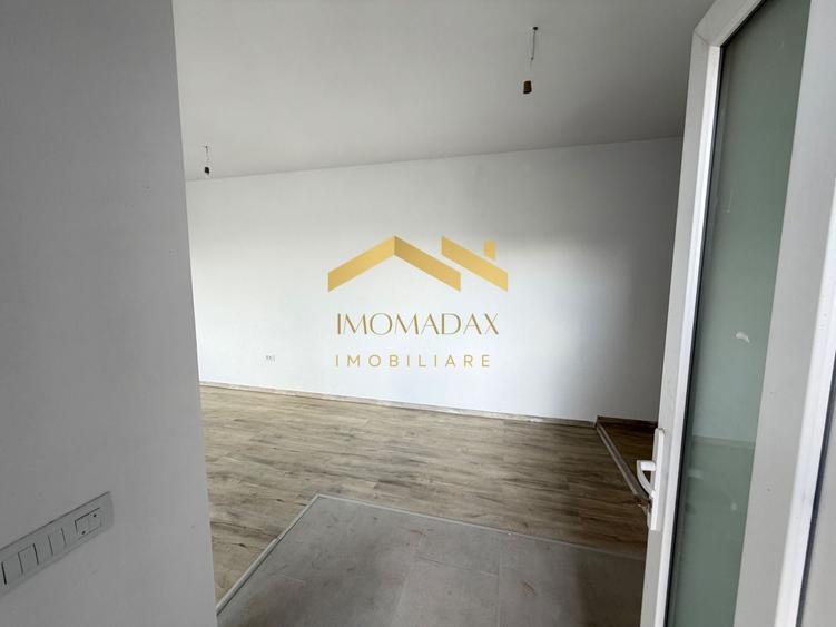 Duplex cu 3 camere cu Canalizare în Bucovăț (Remetea Mare)