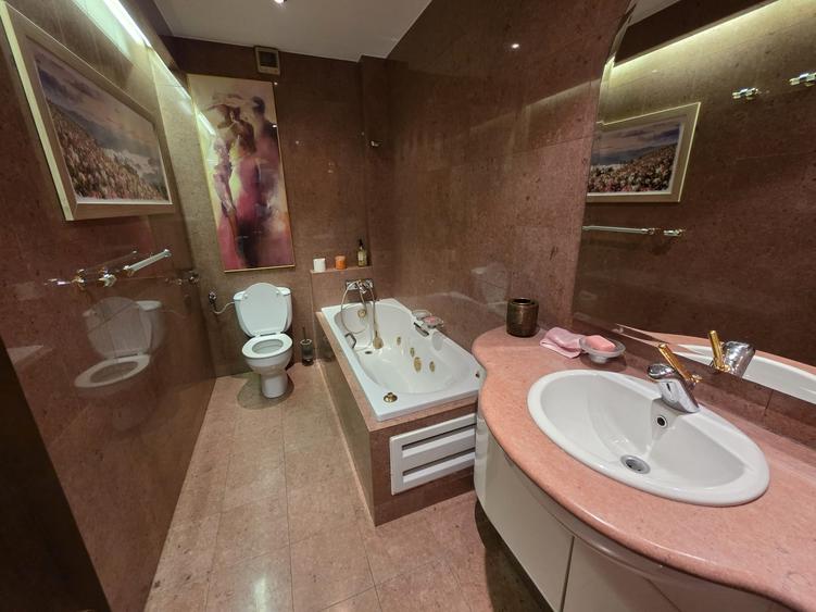 Duplex cu 3 camere cu Teren 200 Mp în Eminescu