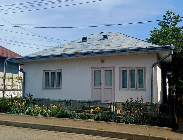 Vand casa 120mp + anexe, teren 900mp - 1