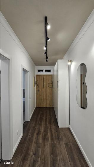 Apartament cu 3 camere semidecomandat în Florești