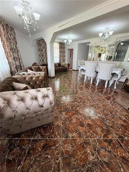 Casă cu 4 camere cu Teren 650 Mp în Pârscov