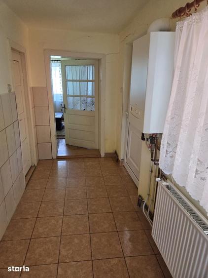 Casă cu 3 camere cu Teren 1769 Mp în Crăciunelu de Jos