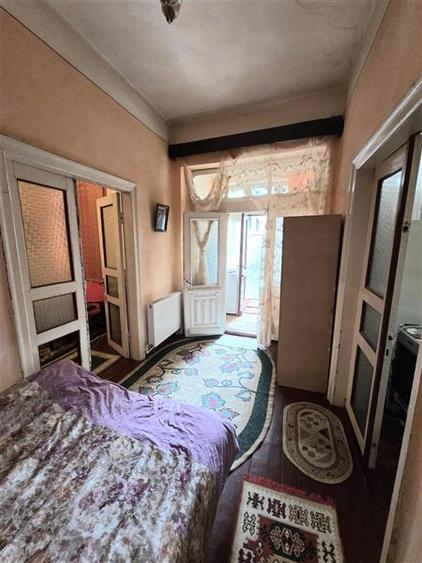 Casă cu 4 camere cu Canalizare în Casa de Cultură