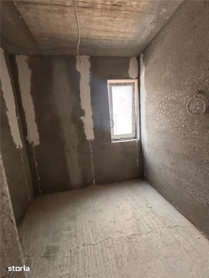 Casă cu 5 camere cu Teren 308 Mp în Central