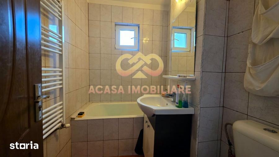 Apartament cu 2 camere decomandat în Nicolina