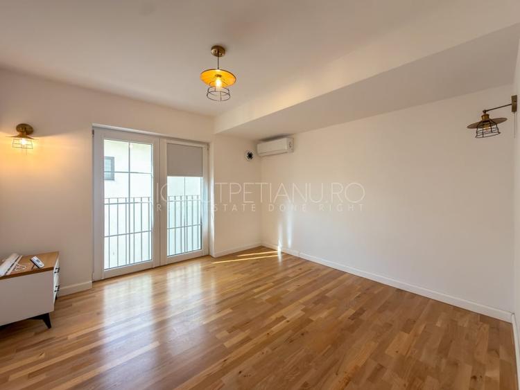Duplex cu 4 camere cu Canalizare în Otopeni