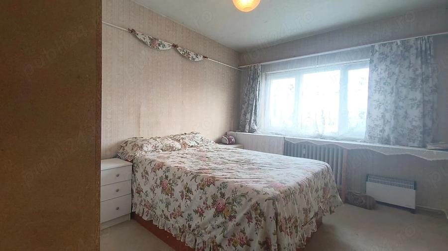 Apartament cu 4 camere decomandat în Ultracentral
