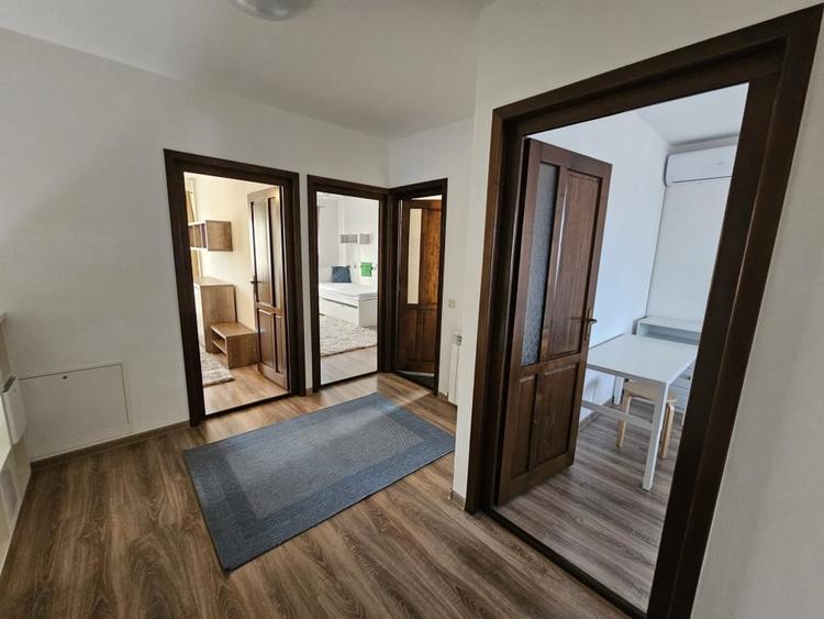 Duplex cu 4 camere cu Teren 300 Mp în Europa