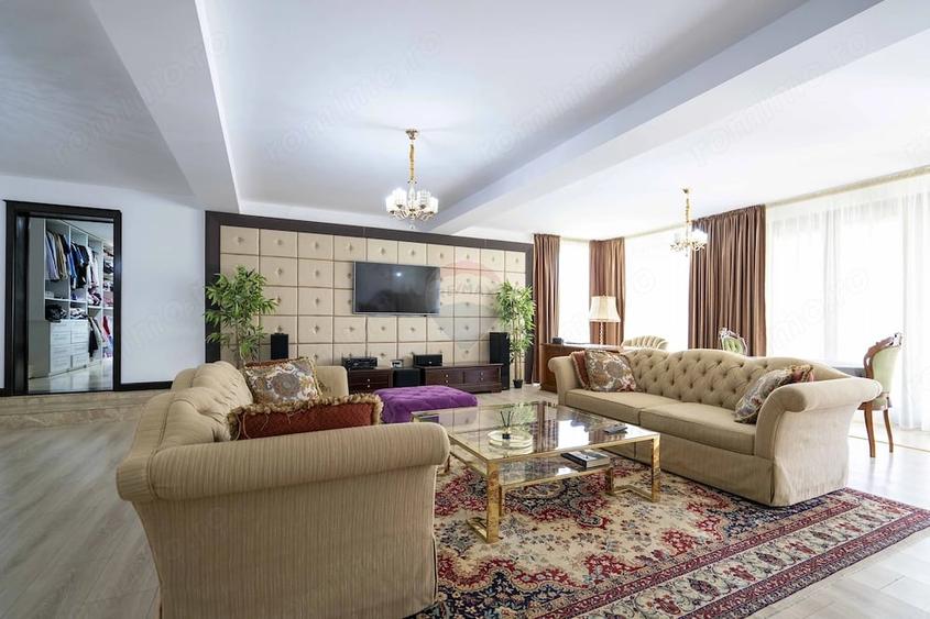 Casă cu 4 camere cu Teren 925 Mp în Nufărul
