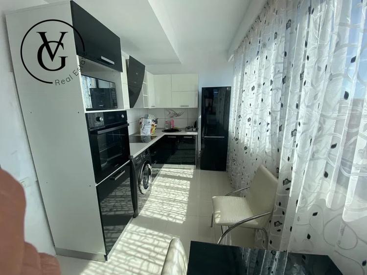 Apartament cu 2 camere decomandat, mobilat în Tomis Plus