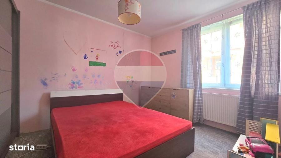 Apartament cu 2 camere semidecomandat în Vitrometan