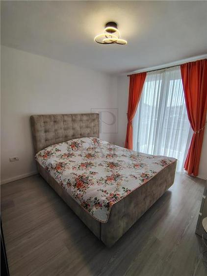 Duplex cu 4 camere cu Canalizare în Giroc