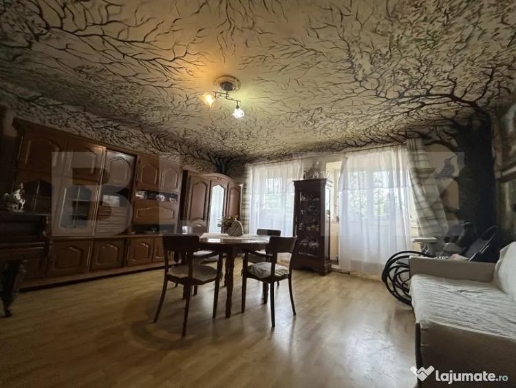 Casă cu 7 camere cu Teren 800 Mp în Ultracentral