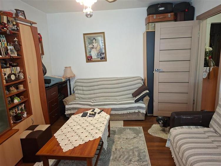 Garsonieră decomandată în Central