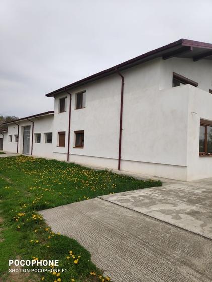 Casă cu 4 camere în Humulești