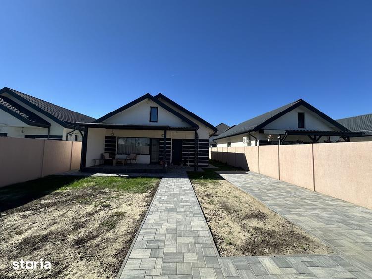 Casă cu 4 camere cu Teren 340 Mp în Central