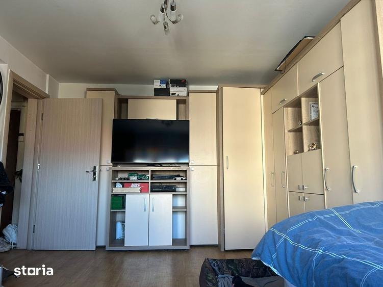 Apartament cu 3 camere decomandat în Centrul Civic