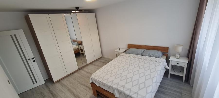 Apartament cu 2 camere decomandat în Eroii Revoluției