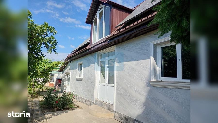 Casă cu 2 camere cu Teren 525 Mp în Braniștea
