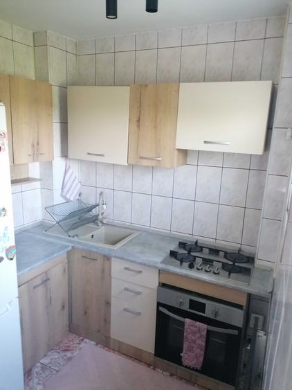Apartment de vanzare in zona verde, linistita, proximitate transport, hypermarketuri, cresa, scoala, parcare gratuita - 16