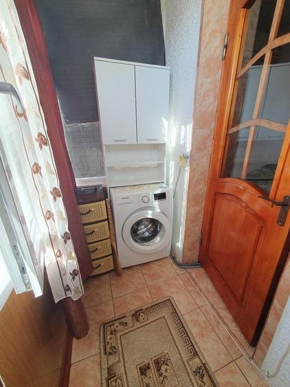 Apartament cu 2 camere semidecomandat în Crâng