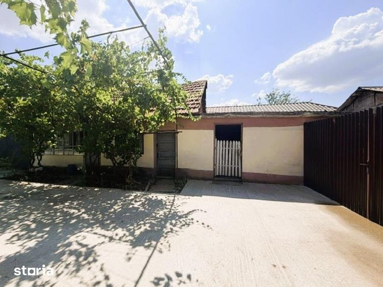 Casă cu 3 camere cu Teren 2252 Mp în Valea Mare