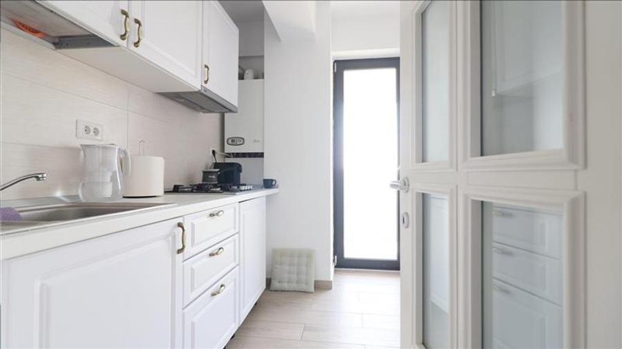 Apartament cu 2 camere decomandat în Sărărie