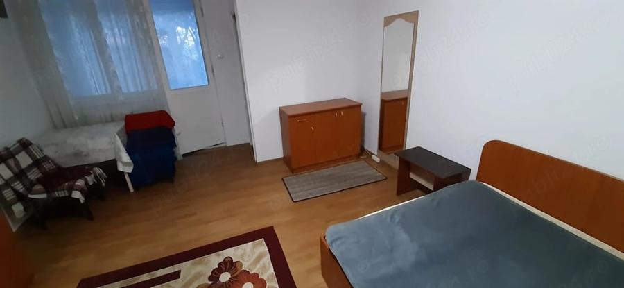 Garsonieră decomandată în Tătărași