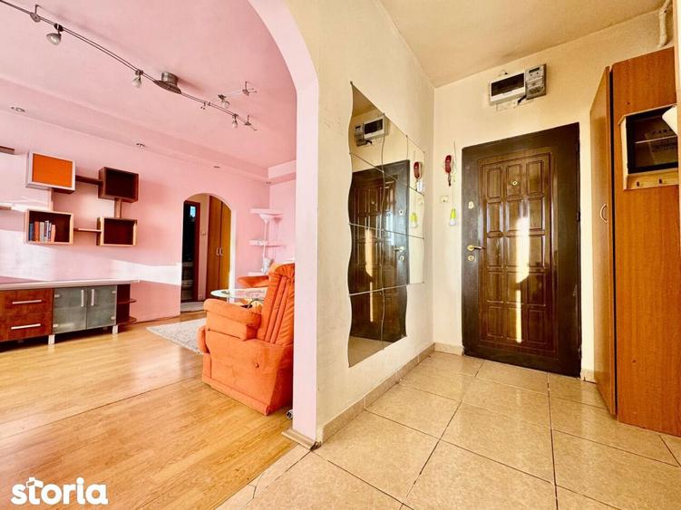 Apartament cu 2 camere semidecomandat, mobilat în Gara de Nord