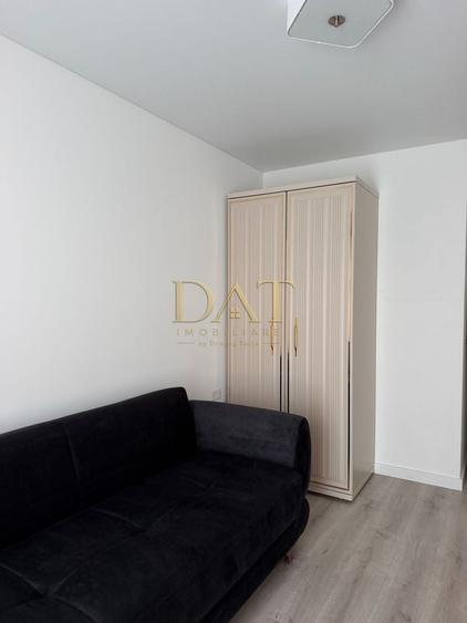 Apartament cu 3 camere în Zorilor
