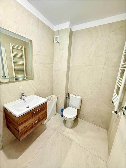 Apartament cu 2 camere decomandat în Berceni